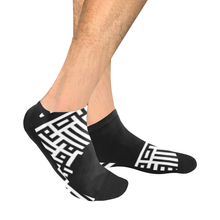 Load image into Gallery viewer, MXV-1 Zenith London Ankle Socks
