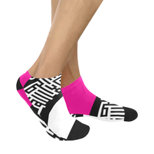 Load image into Gallery viewer, MXV-1 Zenith London Ankle Socks
